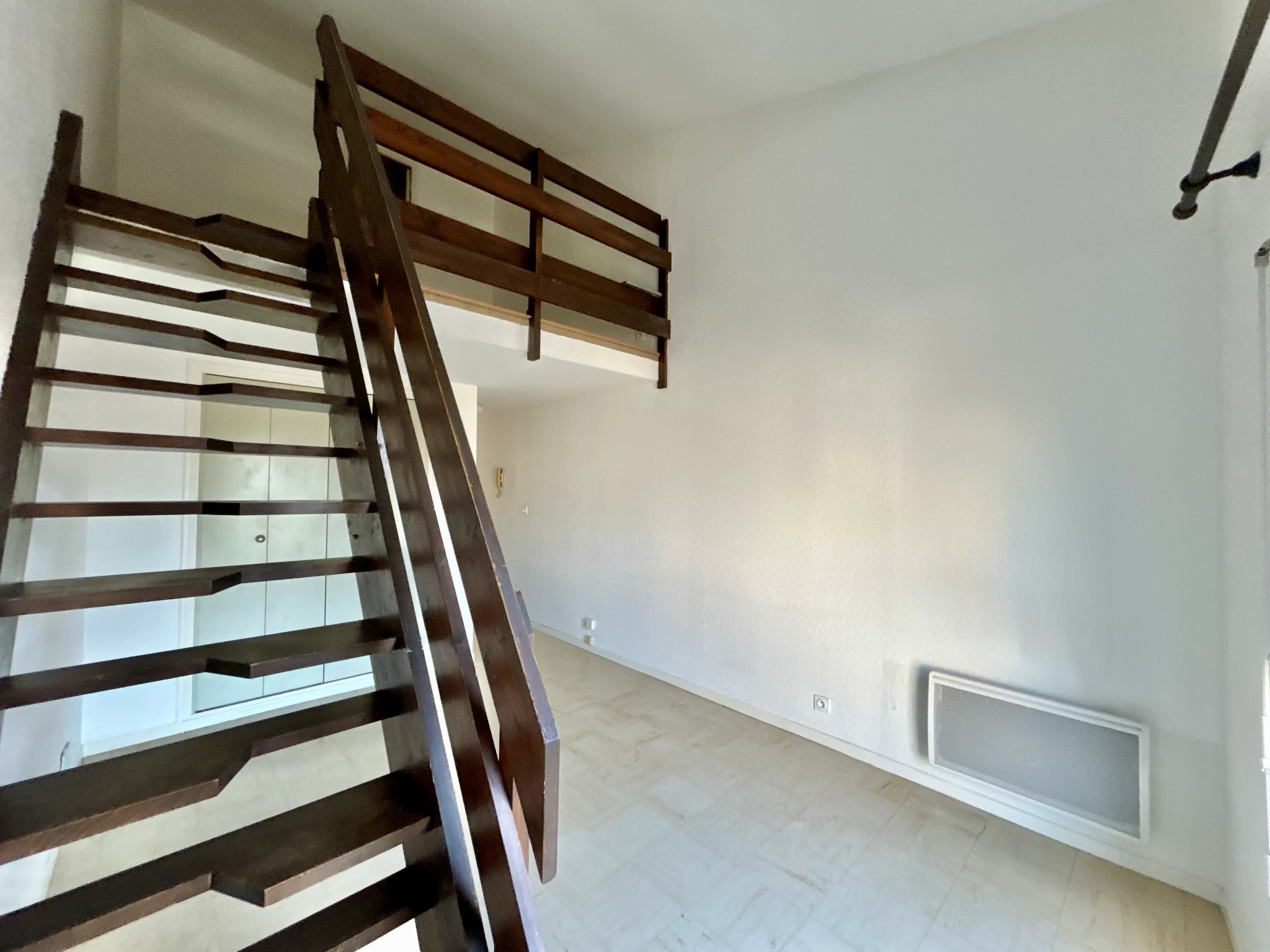 photo_6a038757f276c68270d428159f300e8f