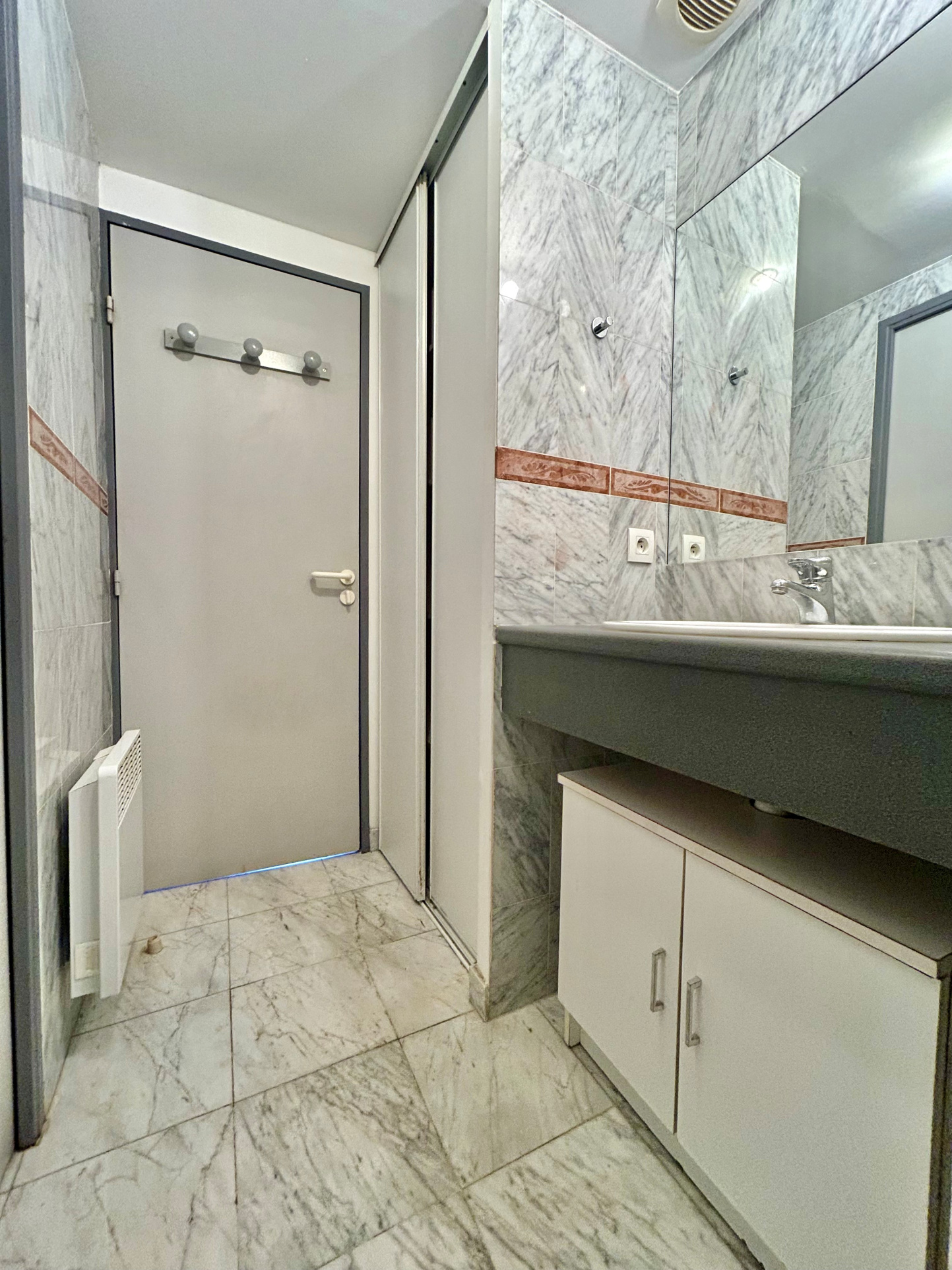 photo_a6e808f2fac539ac776c2cda6fa53e19