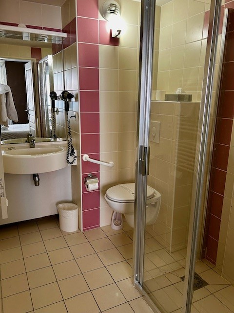 photo_76a6485779c0406d146cbc8df2a08f9c