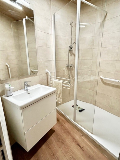 photo_662ccda2bdb0af692db49f31478a0409