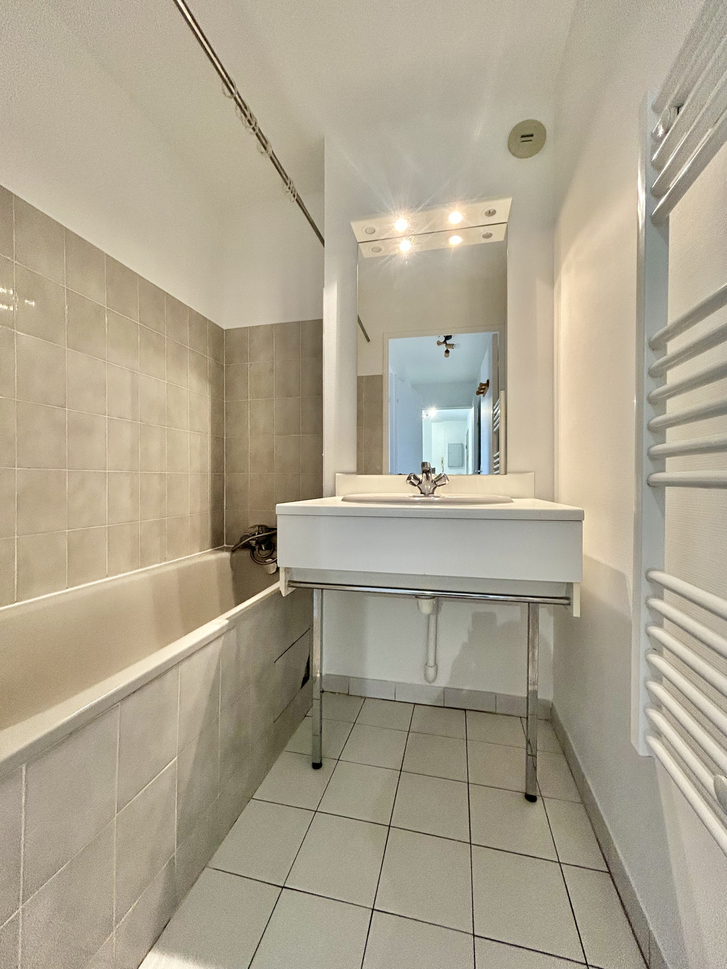 photo_f2dcdf44f00048a2eb2406346d048a99