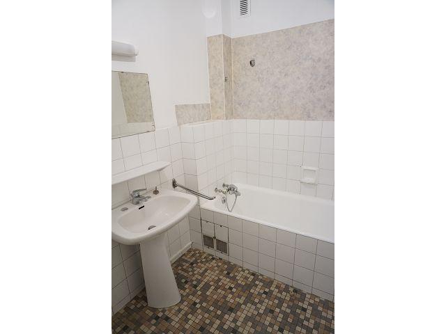 708c5c602984994fe1af752f04c3a5cc